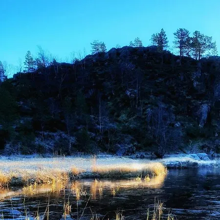 Waerholmen Lavik (Sogn og Fjordane)