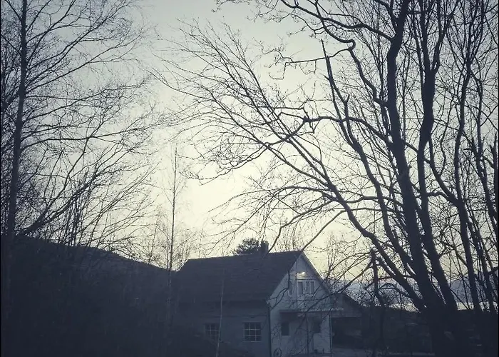 Waerholmen Lavik (Sogn og Fjordane)