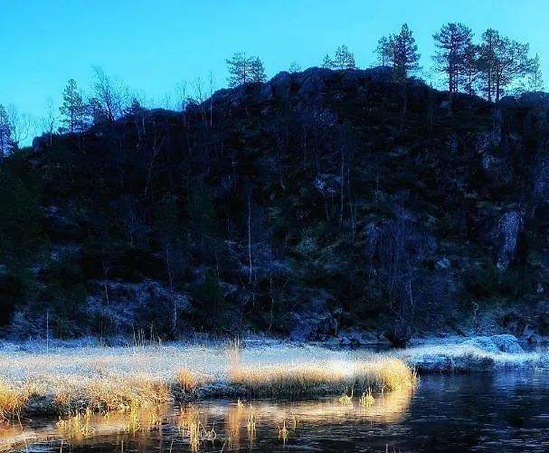 Waerholmen Lavik (Sogn og Fjordane)
