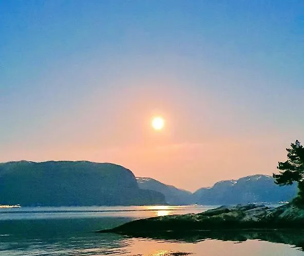 Waerholmen Apartmán Lavik (Sogn og Fjordane)