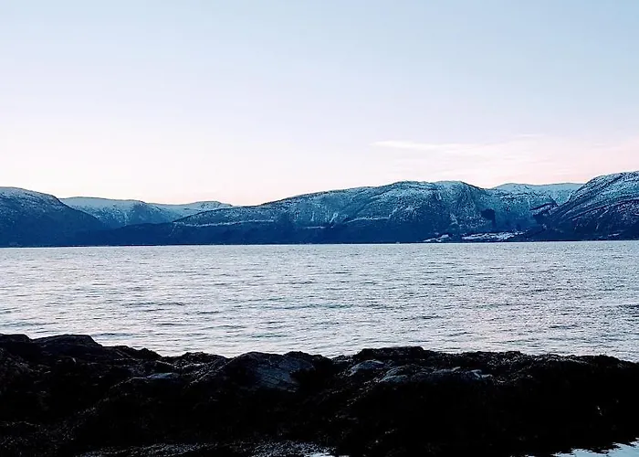 Waerholmen Apartmán Lavik (Sogn og Fjordane)